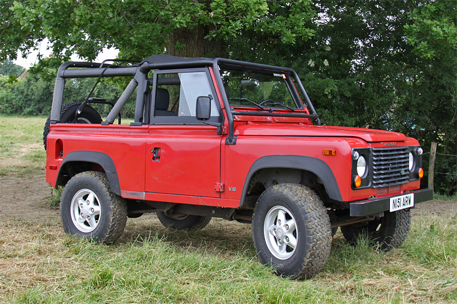 Die historischen Land Rover der Dunsfold Collection