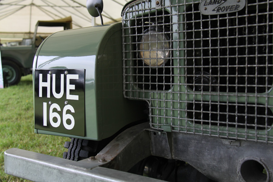 Die historischen Land Rover der Dunsfold Collection