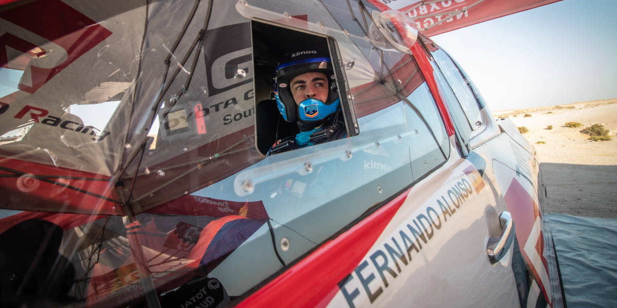Alonso zur Rallye Dakar? Der Spanier testet den Gazoo Toyota Hilux