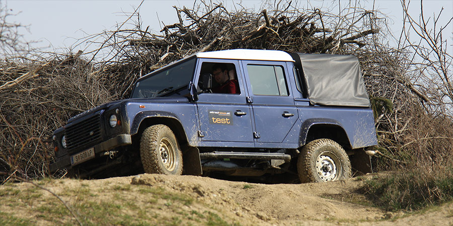 Der Land Rover Defender 110 DCPU im Test