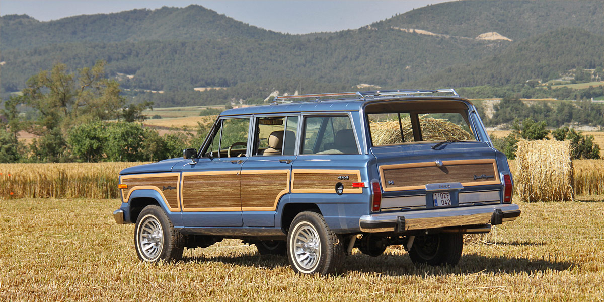 Jeep Grand Wagoneer